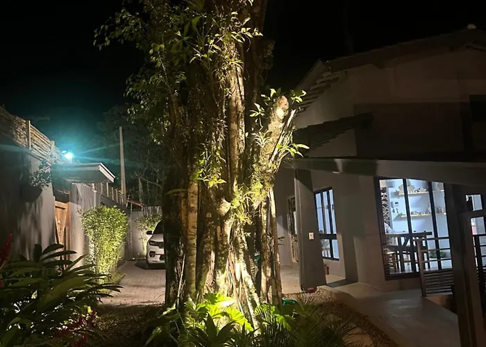Casa Terrea Com Acessibilidade Em Juquehy Com Piscina Climatizada E Hidromassagem