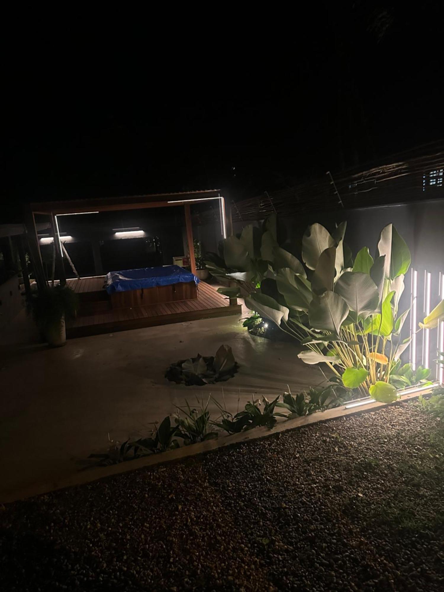 Casa Terrea Com Acessibilidade Em Juquehy Com Piscina Climatizada E Hidromassagem * Juquei